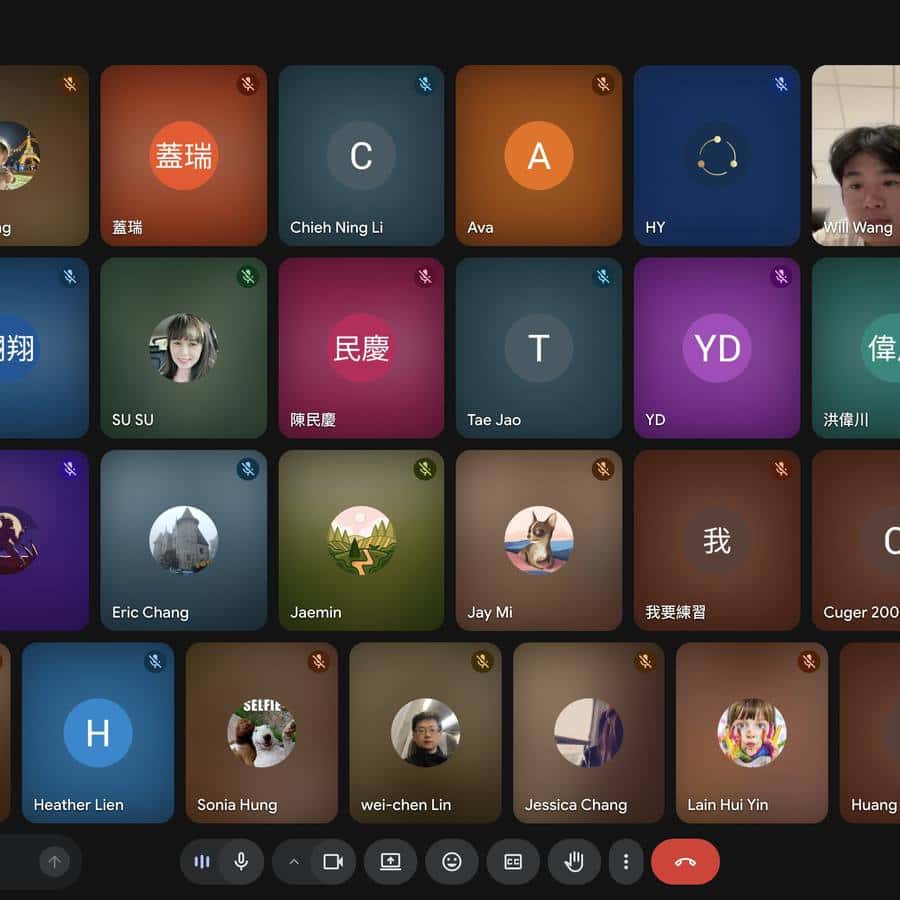 線上講座小聚與學員參與畫面